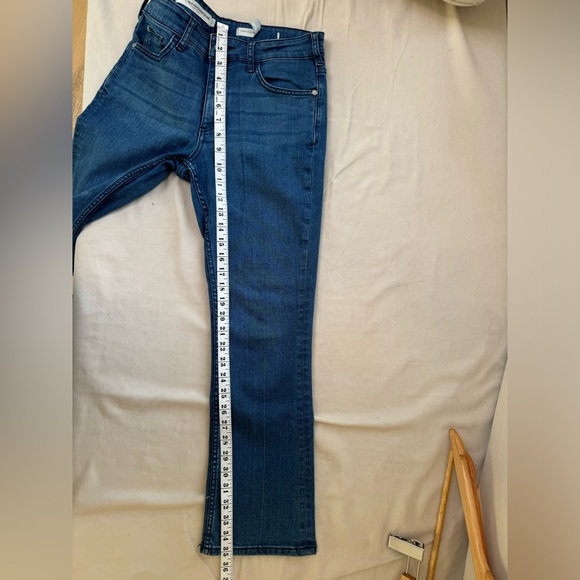 Pilcro high rise bootcut blue jeans. S27. - Picture 4 of 4